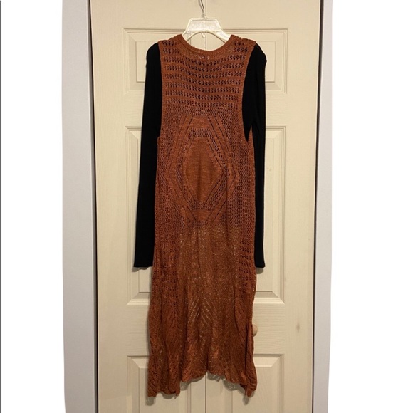 Rusty Orange Lace Cardigan w/ shirt - Picture 6 of 6